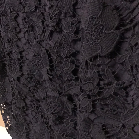 Lace navy loft tank - Picture 4 of 5